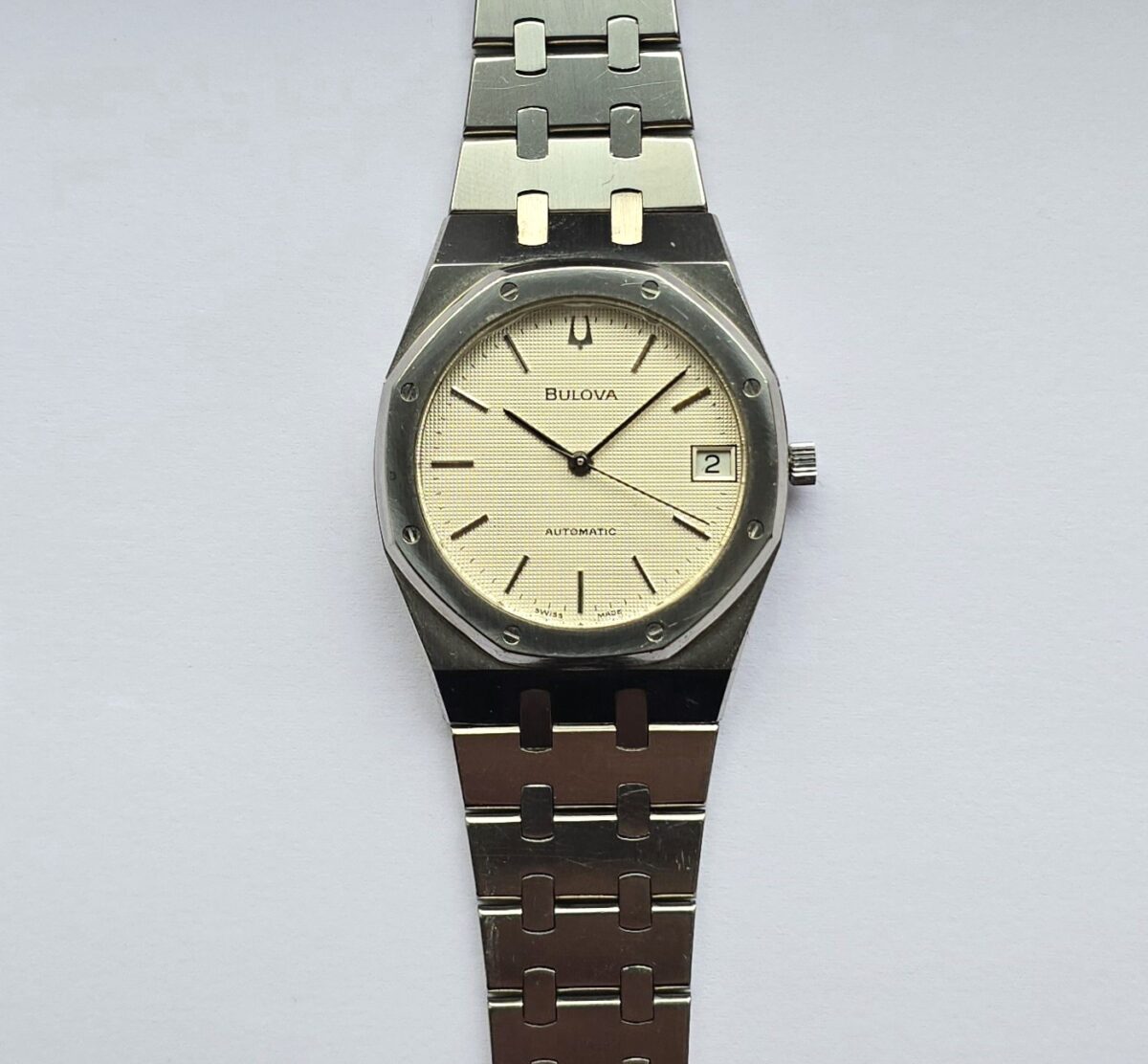 Bulova 'Royal Oak' Automatic 36mm, steel case with rare Octo box. Serviced/Warranty.